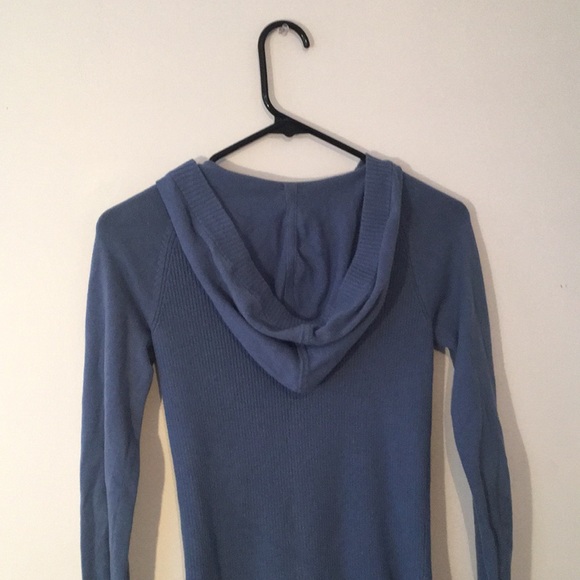 Blue and white roots zip up sweater. - Picture 3 of 3